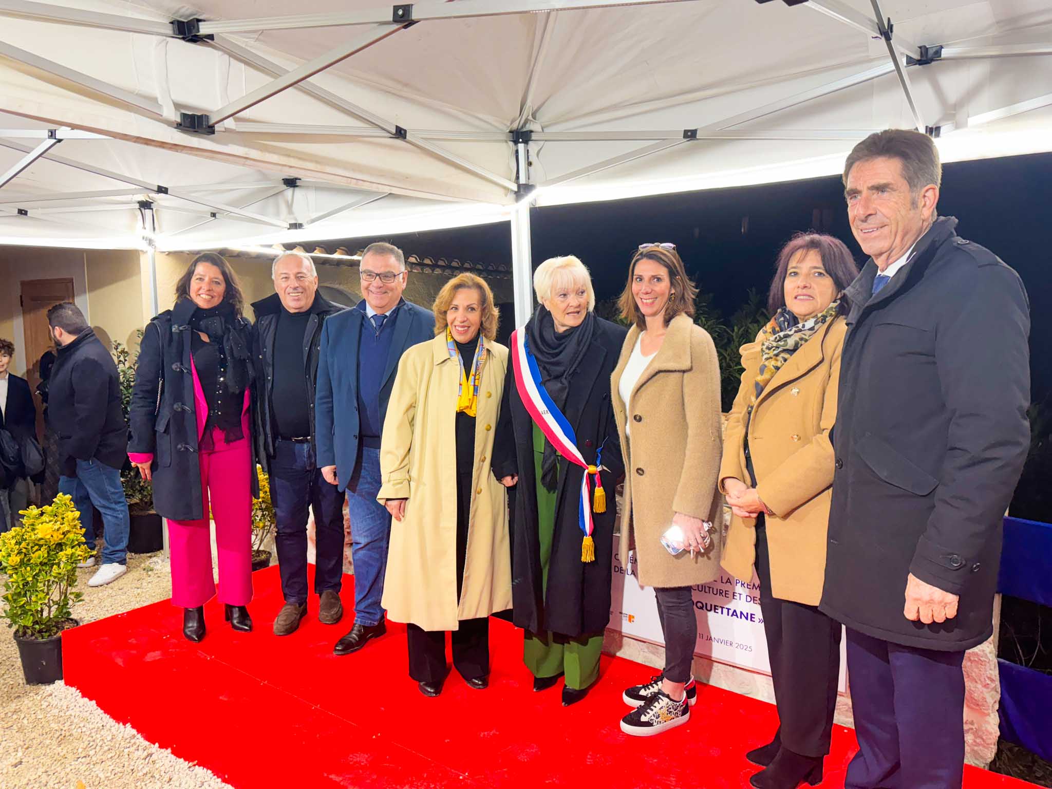pose 1er pierre salle roquette